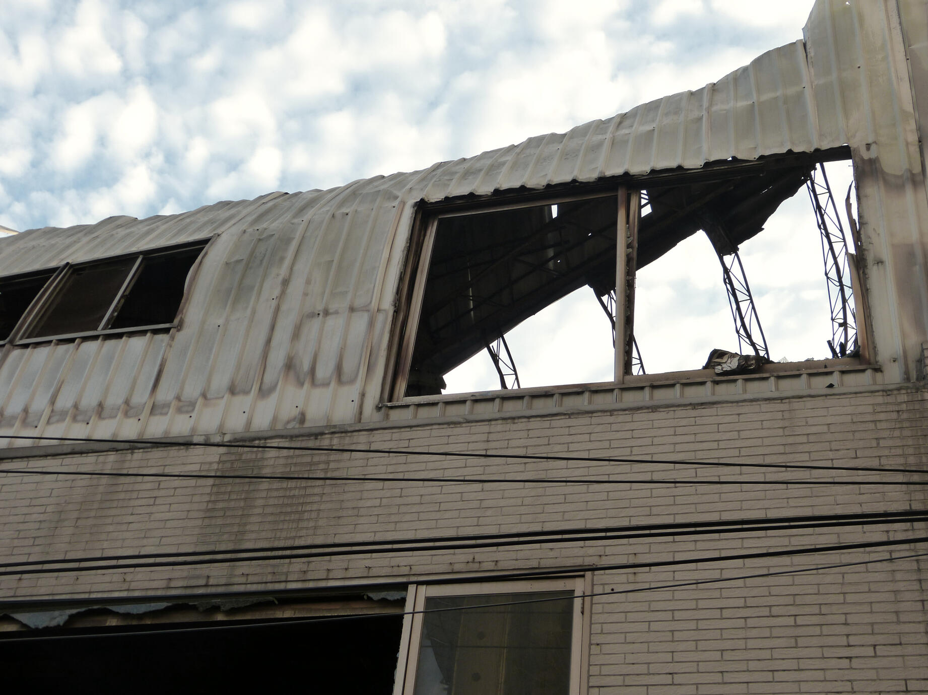 34.失去收藏品，換得一次把自己打開的機會。